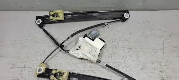 Seat Arona Front door window regulator with motor