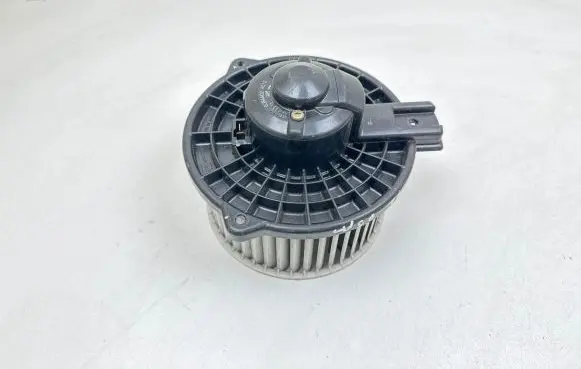 Mazda 2 Heater fan/blower 8940000222