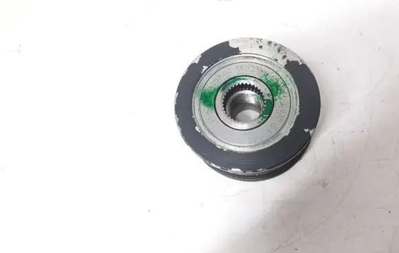 Opel Zafira B Alternator pulley F55405302