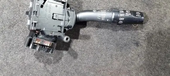 Toyota Avensis T250 Wiper control stalk 173654lh