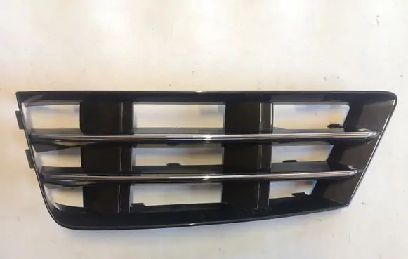 Audi A4 S4 B9 8W Front bumper lower grill 8W0807681R
