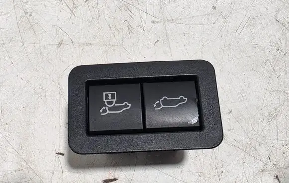 Toyota Corolla E210 E21 Tailgate/boot open switch button G58600513N FP10G