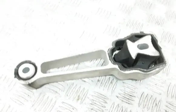 Volvo XC60 Engine mount bracket 30680474