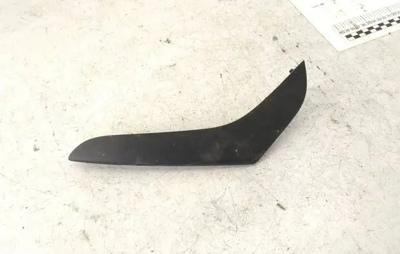 Volkswagen PASSAT B6 Rear door handle cover 3C4867372 3C4867372A