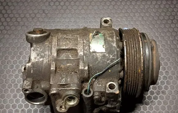 Mercedes-Benz E W210 Air conditioning (A/C) compressor (pump) 0002340911