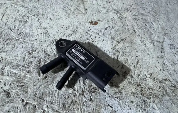 Volvo V40 Exhaust gas pressure sensor 31370160 0281006329