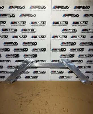 BMW 5 G30 G31 G38 Front strut bar 7408522
