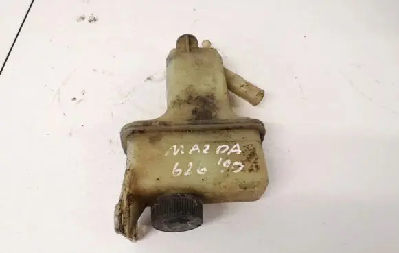 Mazda 626 Power steering fluid tank/reservoir