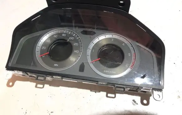 Volvo XC60 Speedometer (instrument cluster) 31270907AA 36002606 69399340U