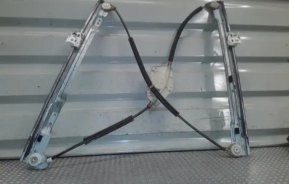 Citroen C4 I Picasso Front window lifting mechanism without motor