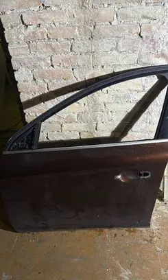 Volvo XC60 Front door