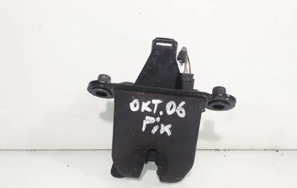 Skoda Octavia Mk2 (1Z) Tailgate/trunk/boot lock/catch/latch 1Z5827501D