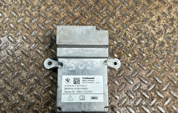 BMW 5 G30 G31 Airbag control unit/module 9474762 31947476201 A3C00183000