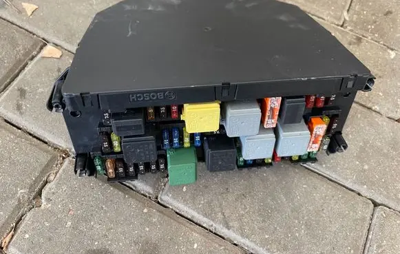 Mercedes-Benz CLS C218 X218 SAM control unit A2129006112