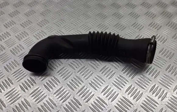 Mazda 2 Air intake hose/pipe 2S61-9R504-CE