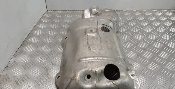 Opel Insignia A Heat shield in engine bay 55562332 2399593001