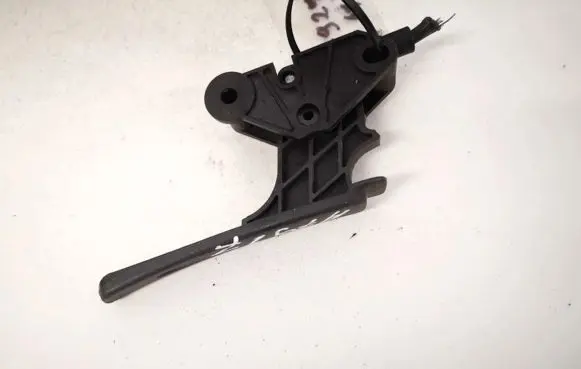 Peugeot 508 Engine bonnet (hood) release handle