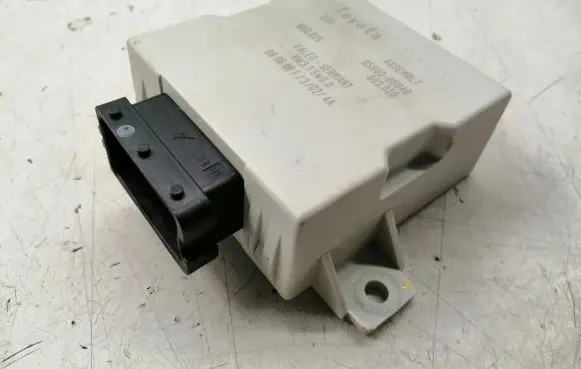 Toyota Avensis T250 Window wiper relay 8594005040 603026