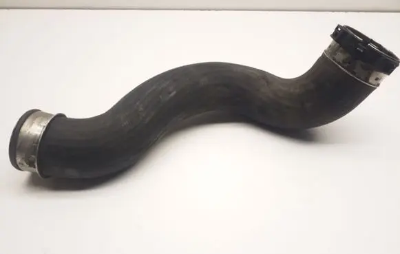 Mercedes-Benz E W212 Intercooler hose/pipe A2045280682
