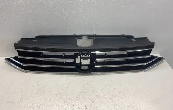 Volkswagen PASSAT B8 Front bumper upper radiator grill 3G0853653L 3G0853653Q 3G0853651AQ
