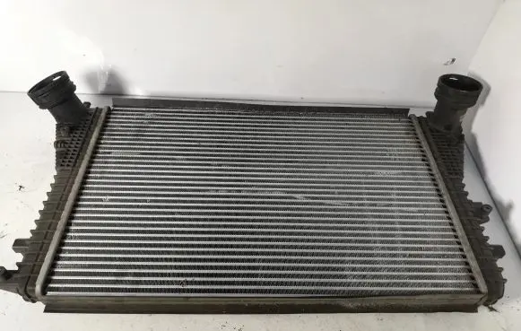 Volkswagen Golf V Intercooler radiator 1K0145803