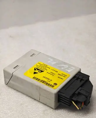 BMW 5 E60 E61 Center console control module 9183233 28137346 479606