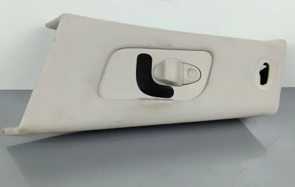 Maserati Quattroporte (B) pillar trim (top) 06700890870
