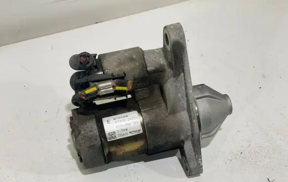 Nissan Qashqai Starter motor 23300EN200