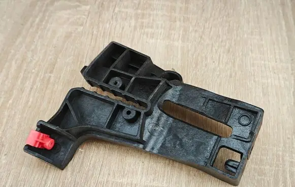 BMW X5 G05 Oil filter mounting bracket 3398300