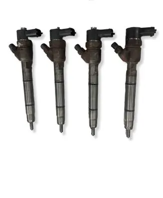 Hyundai i30 Fuel injectors set 338002A900