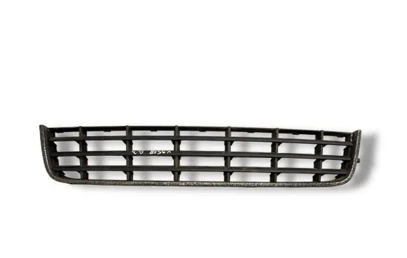 Audi A3 S3 8P Front bumper lower grill 8P3807647