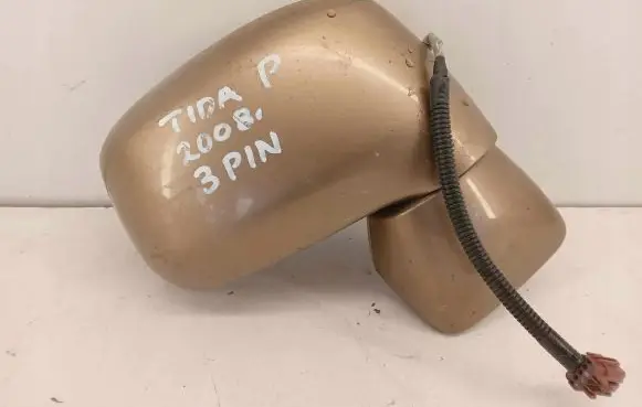 Nissan Tiida C11 Front door electric wing mirror