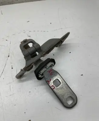 BMW X6 M Tailgate/trunk/boot hinge 7175830