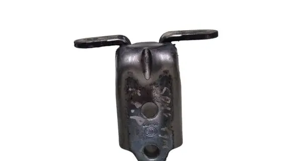 KIA Soul Front door upper hinge 046057