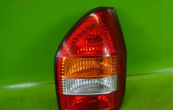 Opel Zafira A Rear/tail lights