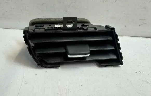 Ford Mustang VI Dashboard side air vent grill/cover trim FR3B19893A