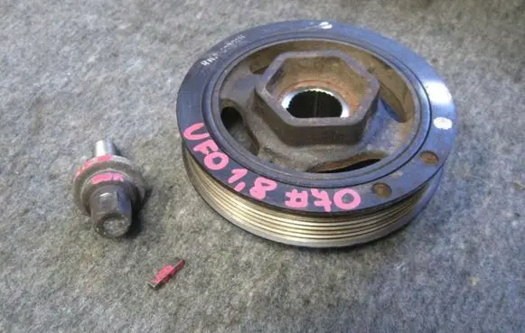 Honda Civic Crankshaft pulley