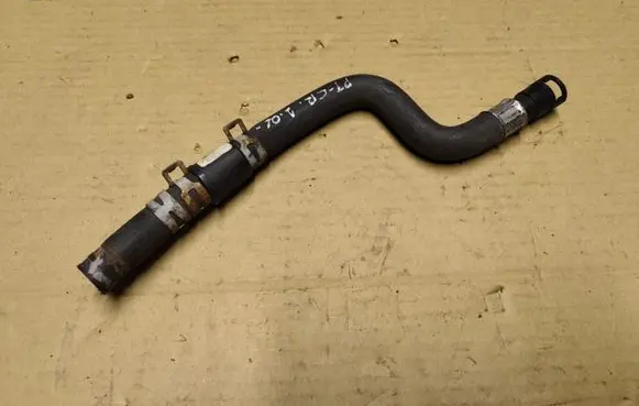 Chrysler PT Cruiser Engine coolant pipe/hose 
