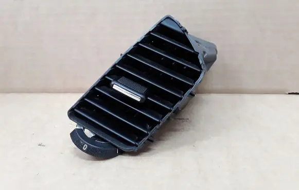 Opel Insignia A Dash center air vent grill 13282237