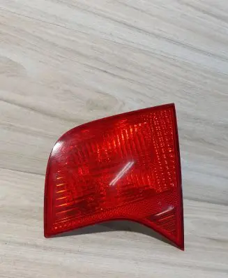 Audi A4 S4 B7 8E 8H Tailgate rear/tail lights 8E5945094A