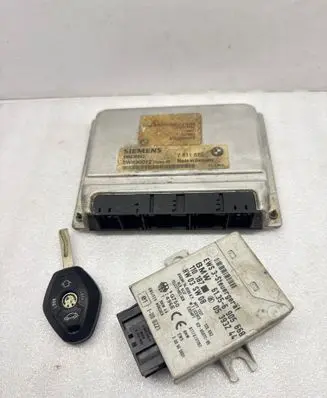 BMW 5 E39 Engine ECU kit and lock set 7511570 DMEMS43 5WK90012I