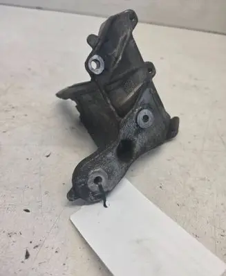 Ford Focus C-MAX Engine mounting bracket 9648584680