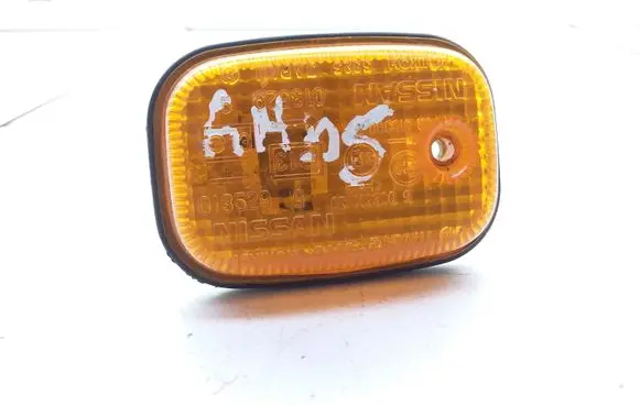 Nissan Sunny Front indicator light 013529 6R010300