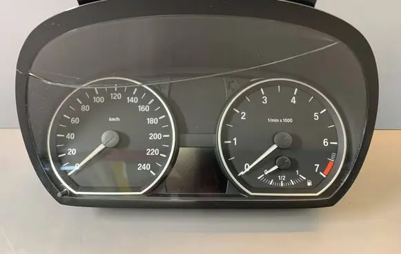 BMW 1 E81 E87 Speedometer (instrument cluster) 1024932 9187038 150279696