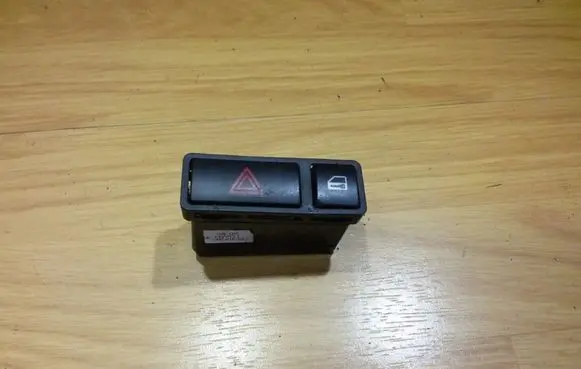 BMW 3 E46 Hazard light switch 61318368920