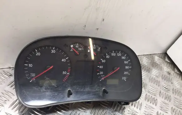 Volkswagen Golf IV Speedometer (instrument cluster) 1J0919860B 5208
