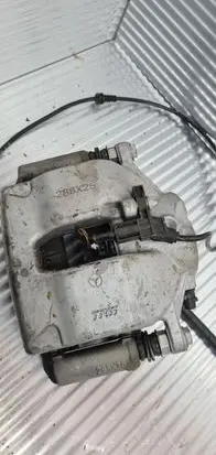 Mercedes-Benz C W204 Front brake caliper 40548