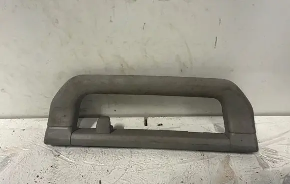 BMW 5 E34 Rear interior roof grab handle 8102403