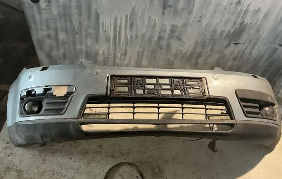 Ford Focus C-MAX Front bumper 3M51R17757