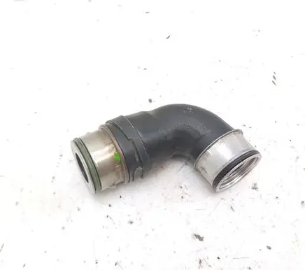 Volkswagen Touran I Intercooler hose/pipe 038131111A